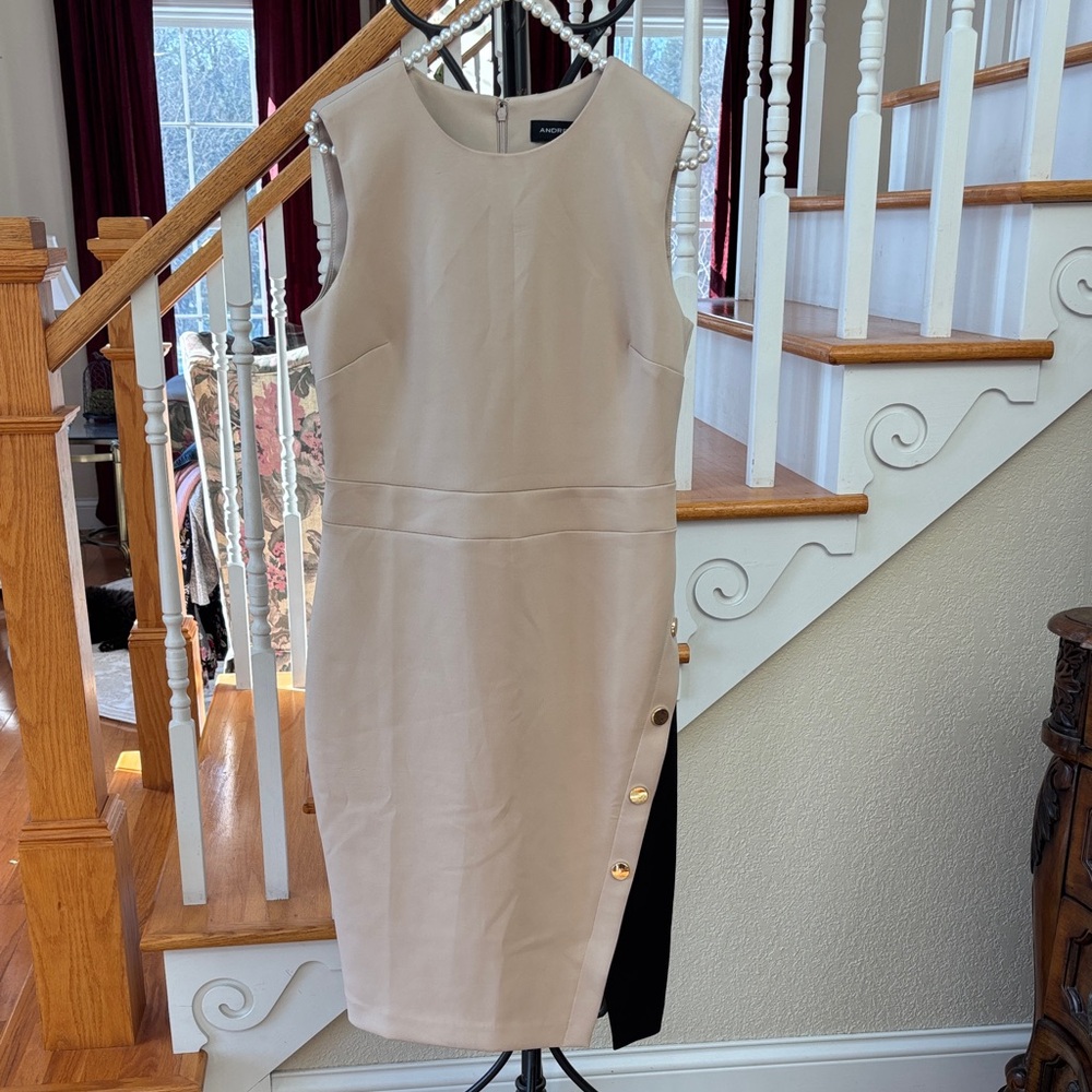 Andrew Marc Elegant Beige Sleeveless Dress🖤Size 6
